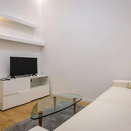 Farini Апартаменты